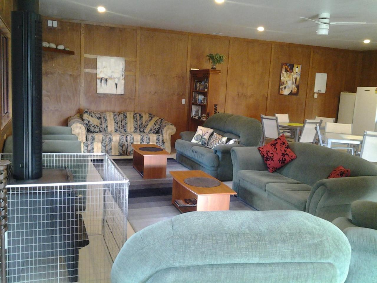 Jackson'S Retreat Alpine Holiday Park Jacksons المظهر الخارجي الصورة